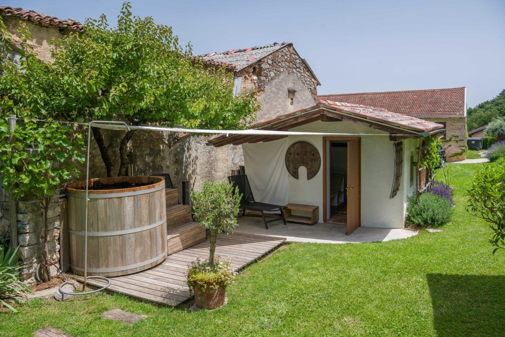 Villa Artes With Free Hot Tub & Sauna Branik エクステリア 写真